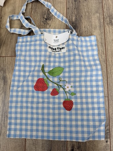 Flying tiger strawberry - tiger,